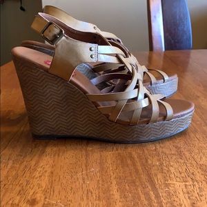 Tan Platform Wedge Sandals Size 9.5 Like New